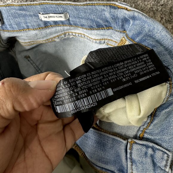 Zara Jeans Womens 10 Light Wash The Dreed Flare Raw Hem Distressed Denim Cropped - Picture 8 of 9